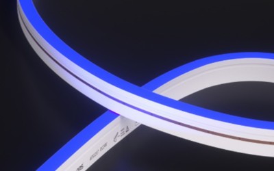 1217 S RGBW bend flex IP67